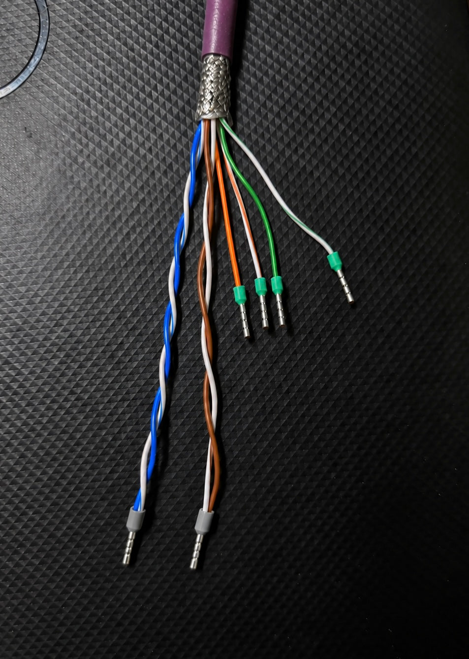 DeLaval V300 robot camera VMS cable connector with colour-coded wires and metal plugs